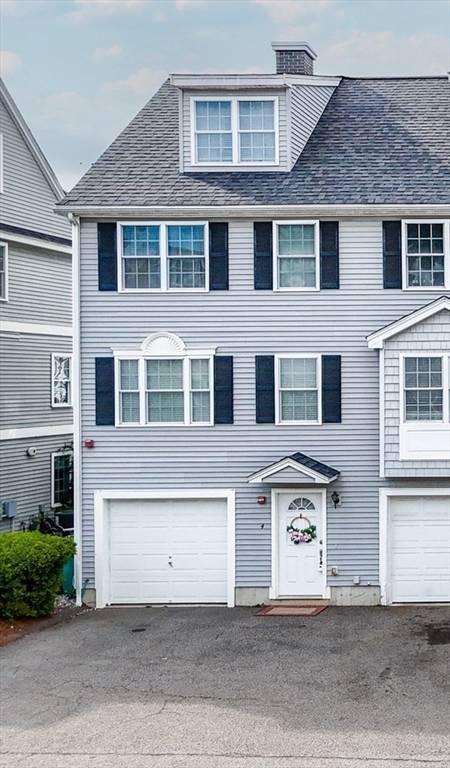 Lowell, MA 01852,14 Watson Street #4