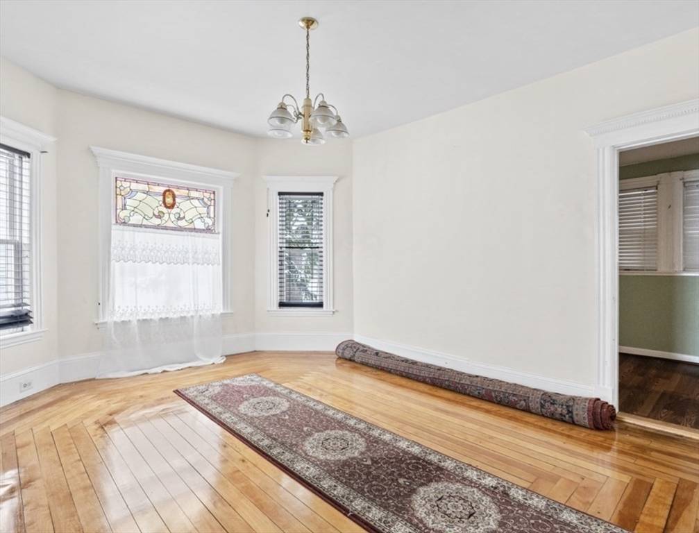 Medford, MA 02155,124 Sheridan Ave #1