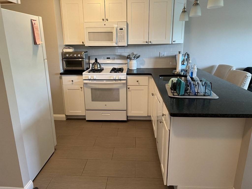 Quincy, MA 02170,559 Willard Street #6