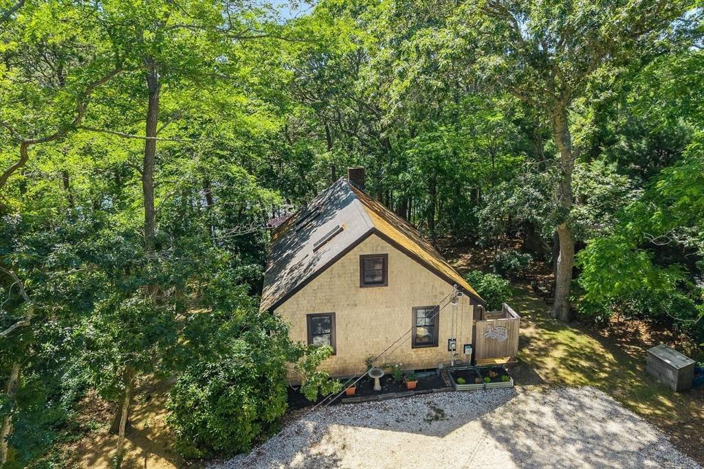 Eastham, MA 02642,50 Piper Ln