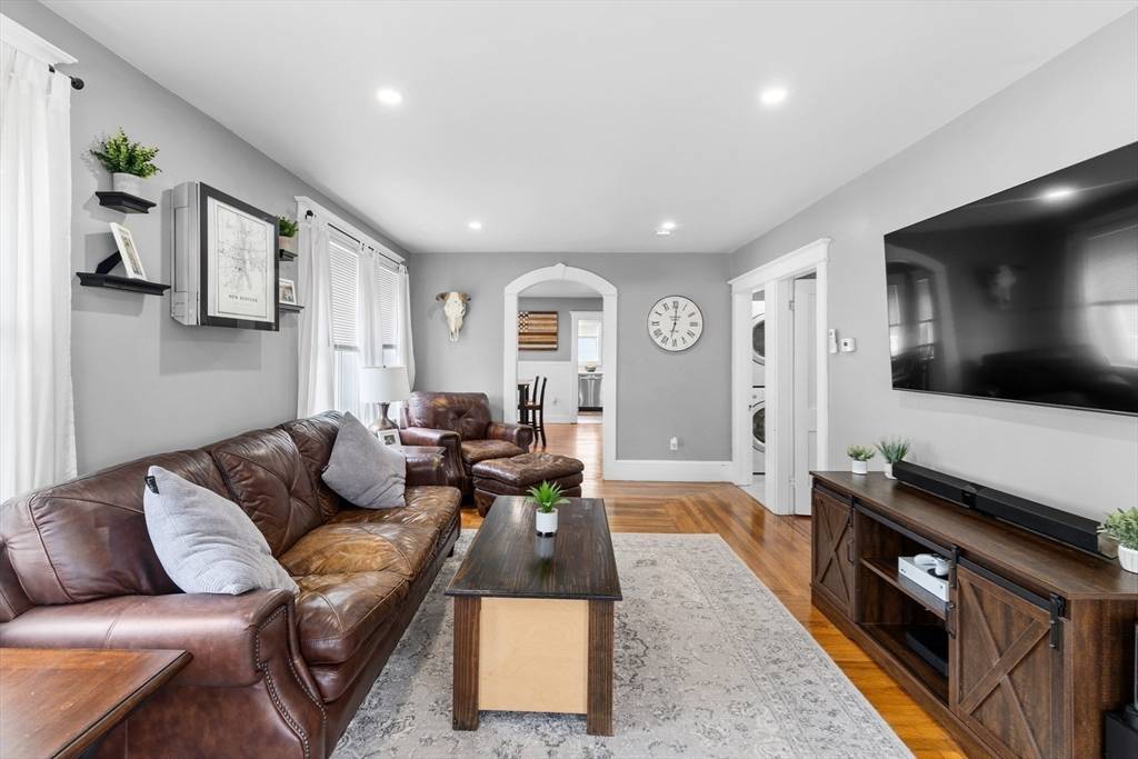 New Bedford, MA 02740,39-41 Ryan St