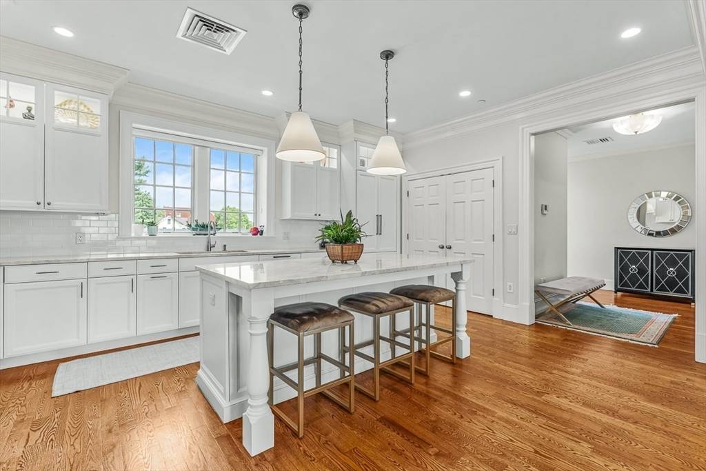 Winchester, MA 01890,23 Elmwood Ave #C