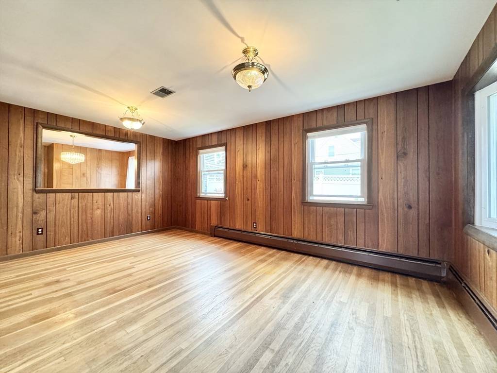 Peabody, MA 01960,7 Roland Rd