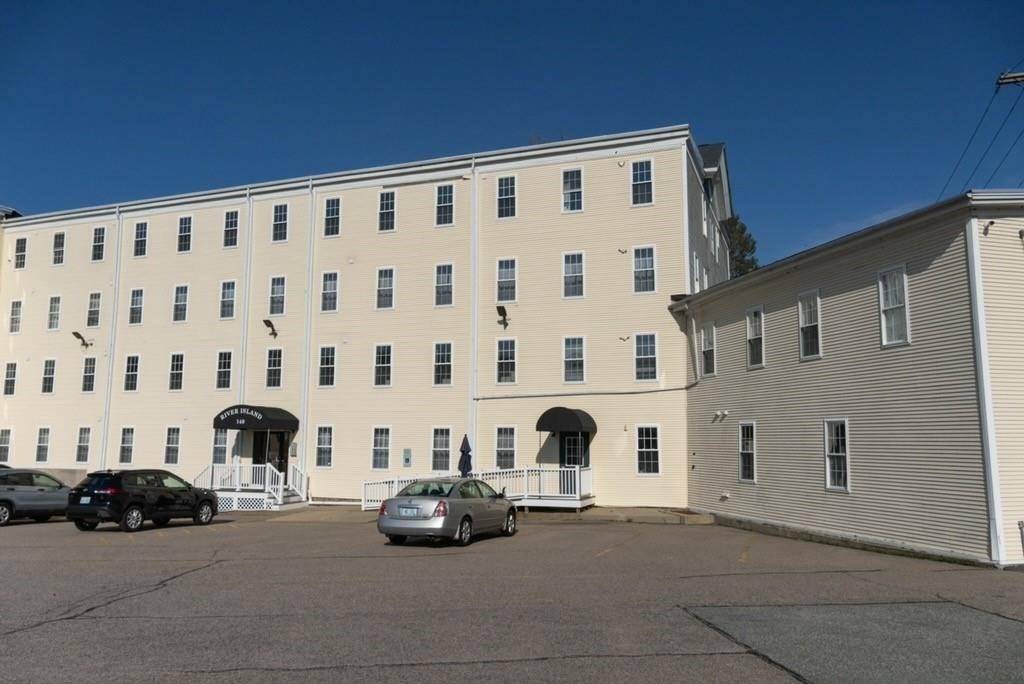 Woonsocket, RI 02895,148 Bernon St #25