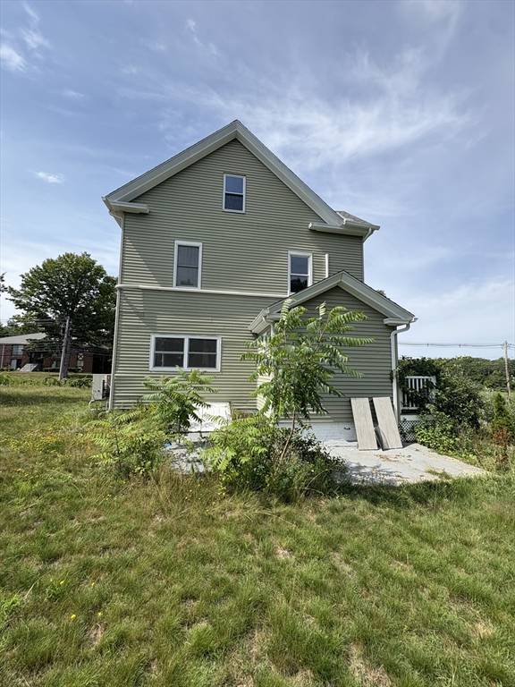 Merrimac, MA 01860,61 East Main