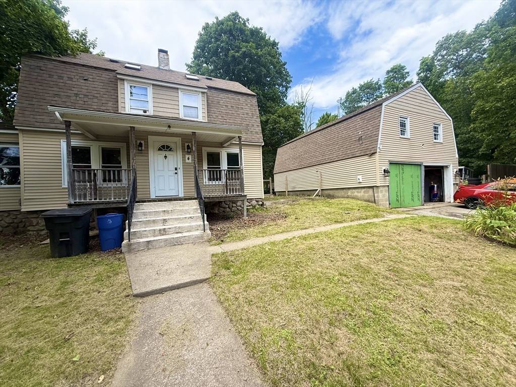 West Boylston, MA 01583,4 Glenwood Ave