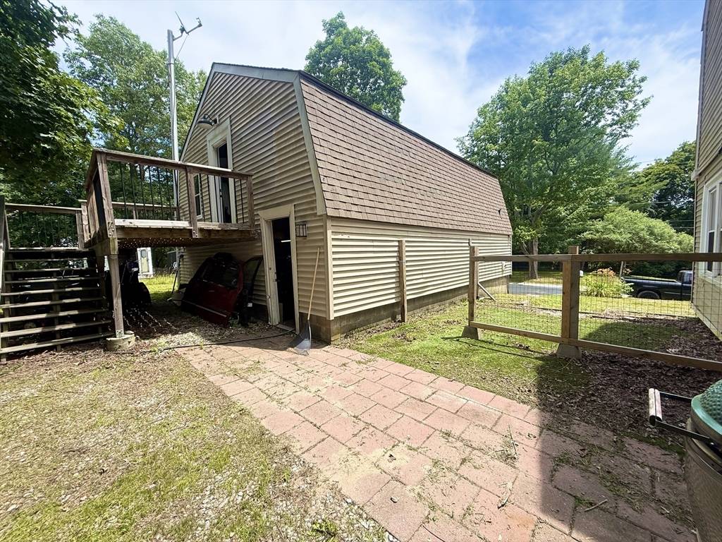 West Boylston, MA 01583,4 Glenwood Ave