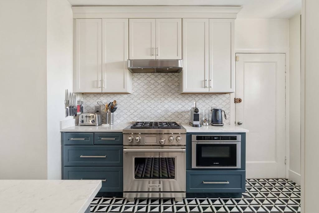 Brookline, MA 02446,108 Sewall Avenue #6
