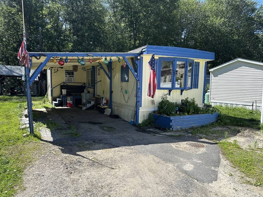 Lunenburg, MA 01462,1790 Massachusetts Ave #22