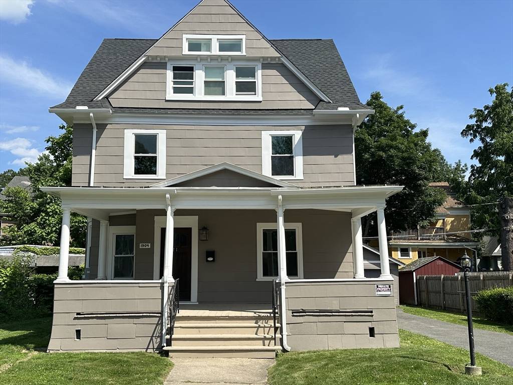 Springfield, MA 01108,21 Mountainview Street