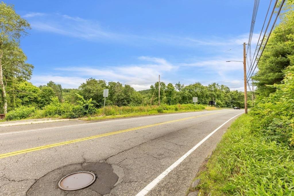 405 Shearer St Palmer, MA 01069