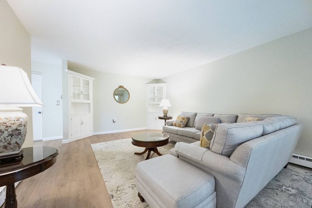 31 Church Green #101 Taunton, MA 02780