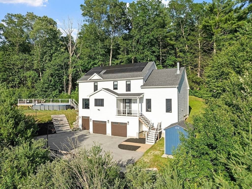 Charlton, MA 01507,3 Fulling Mill Dr