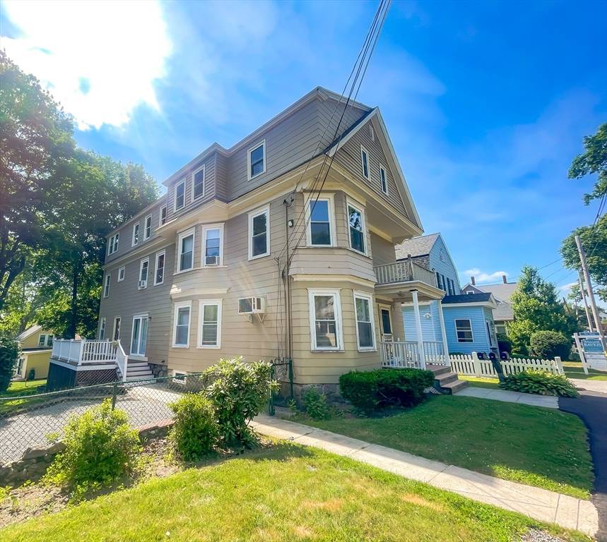North Andover, MA 01845,35-37 Columbia Rd #3