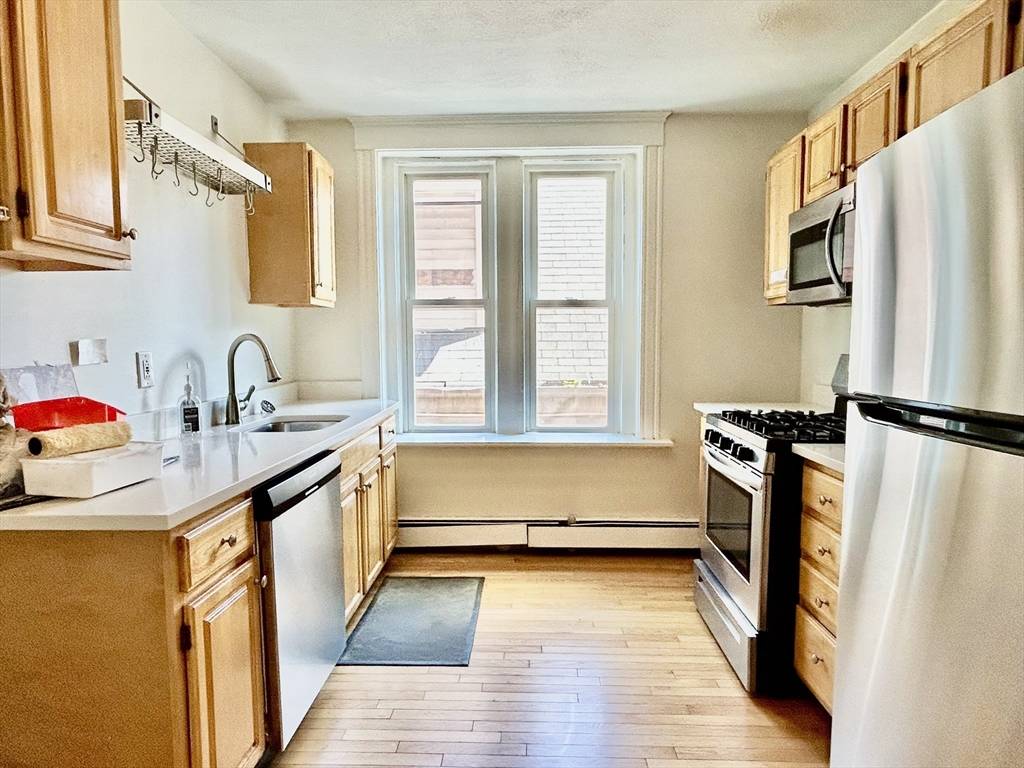 Boston, MA 02124,376 Washington #2