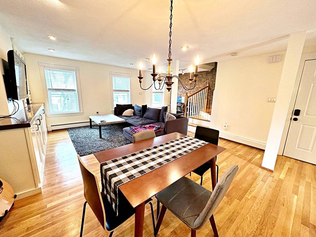 Boston, MA 02128,187 Everett St #2