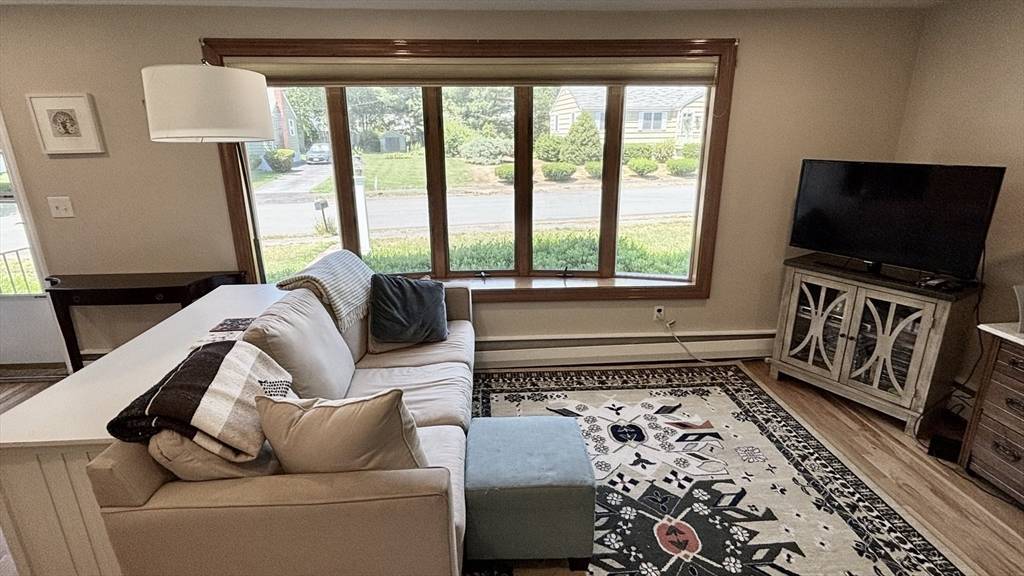 Woburn, MA 01801,14 Manomet Road
