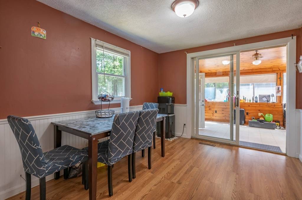 Tyngsborough, MA 01879,43 Frost Rd