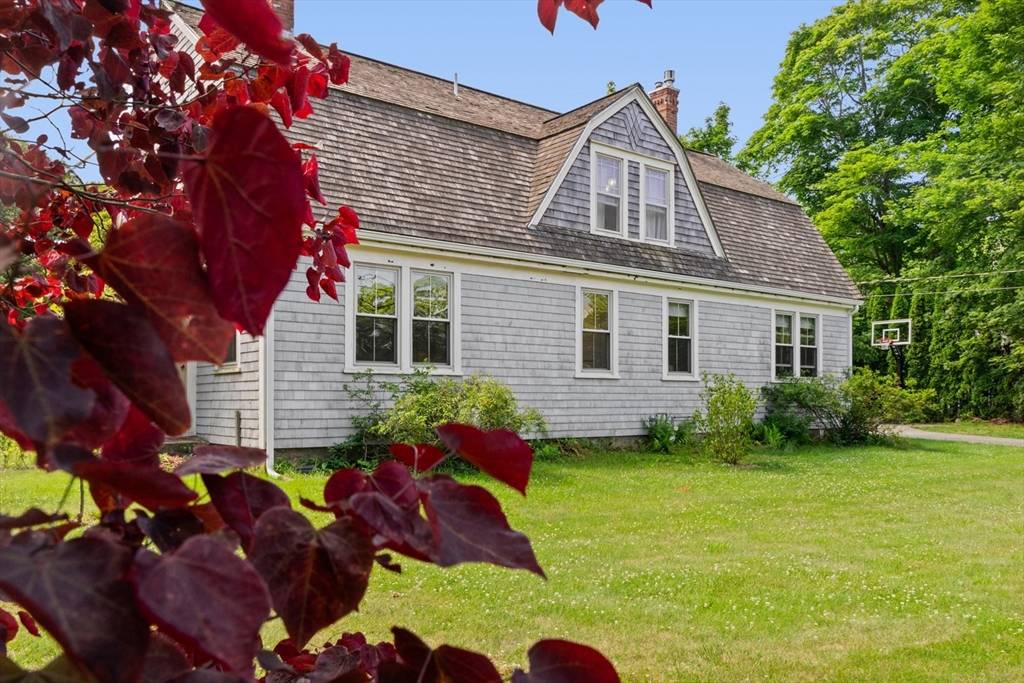 Bourne, MA 02532,60 Sandwich Rd
