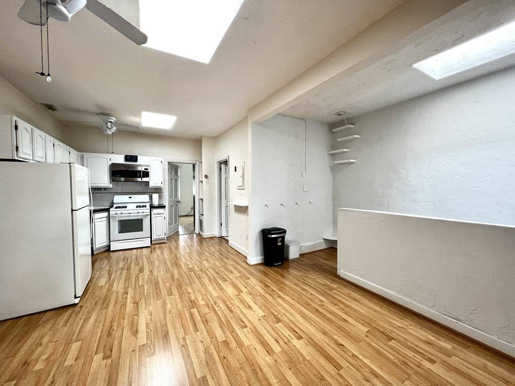 Cambridge, MA 02139,40 Winter Street #3