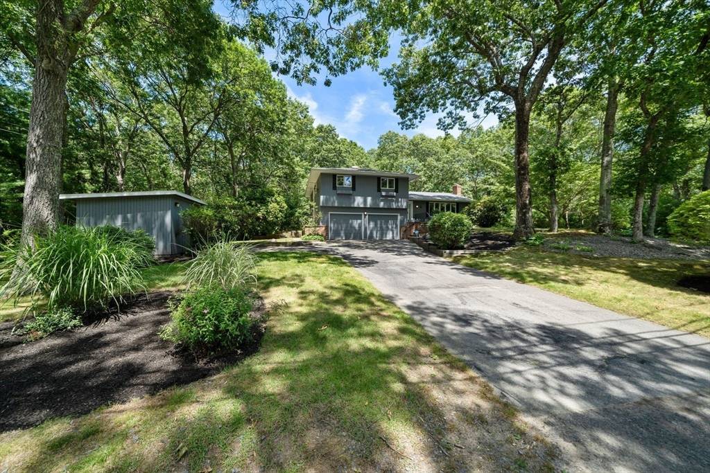 Lakeville, MA 02347,20 Captains Way