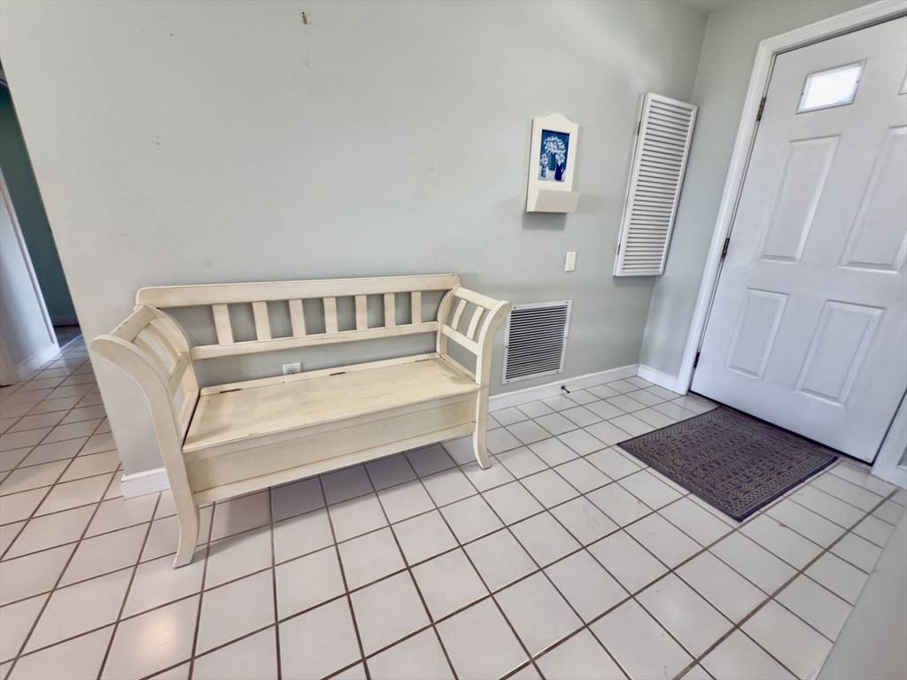 Plymouth, MA 02360,6 Sea Cliff Dr #6