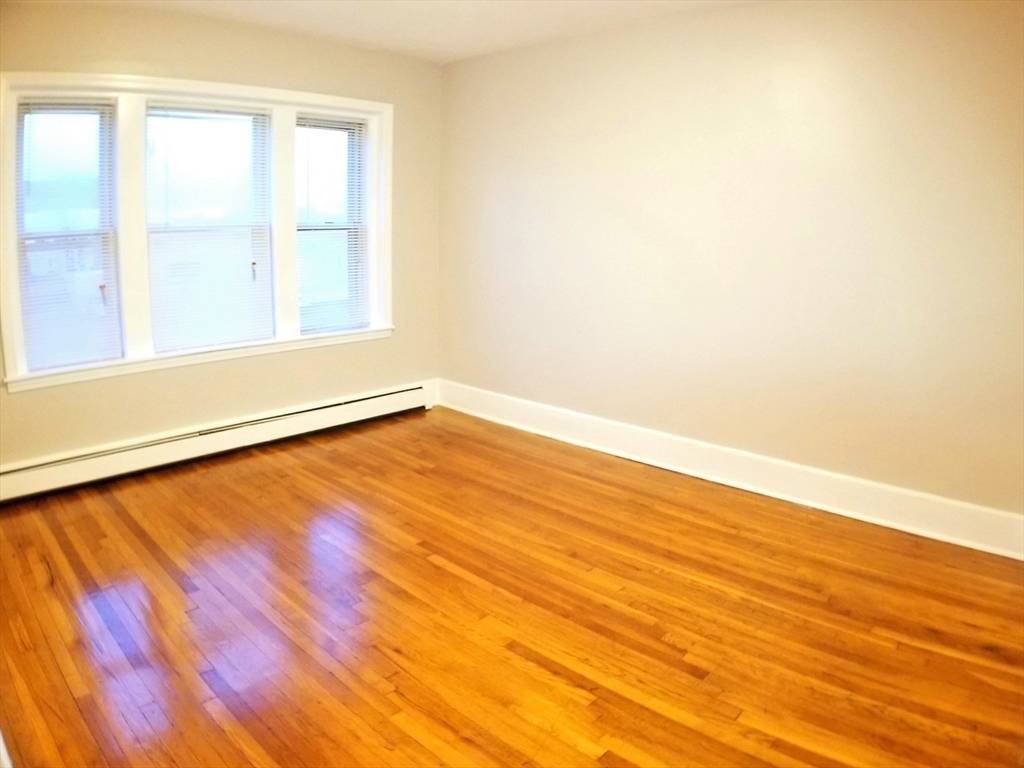 Lynn, MA 01905,167 North Common #22