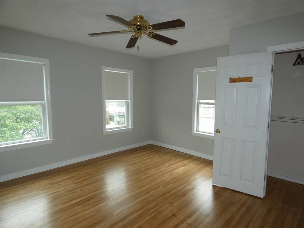 Stoneham, MA 02180,282 Main St #2