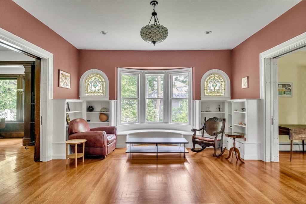 Brookline, MA 02446,57 York Terrace #1