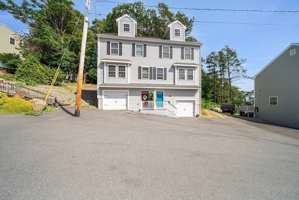 Lawrence, MA 01843,105 Prospect Street #5