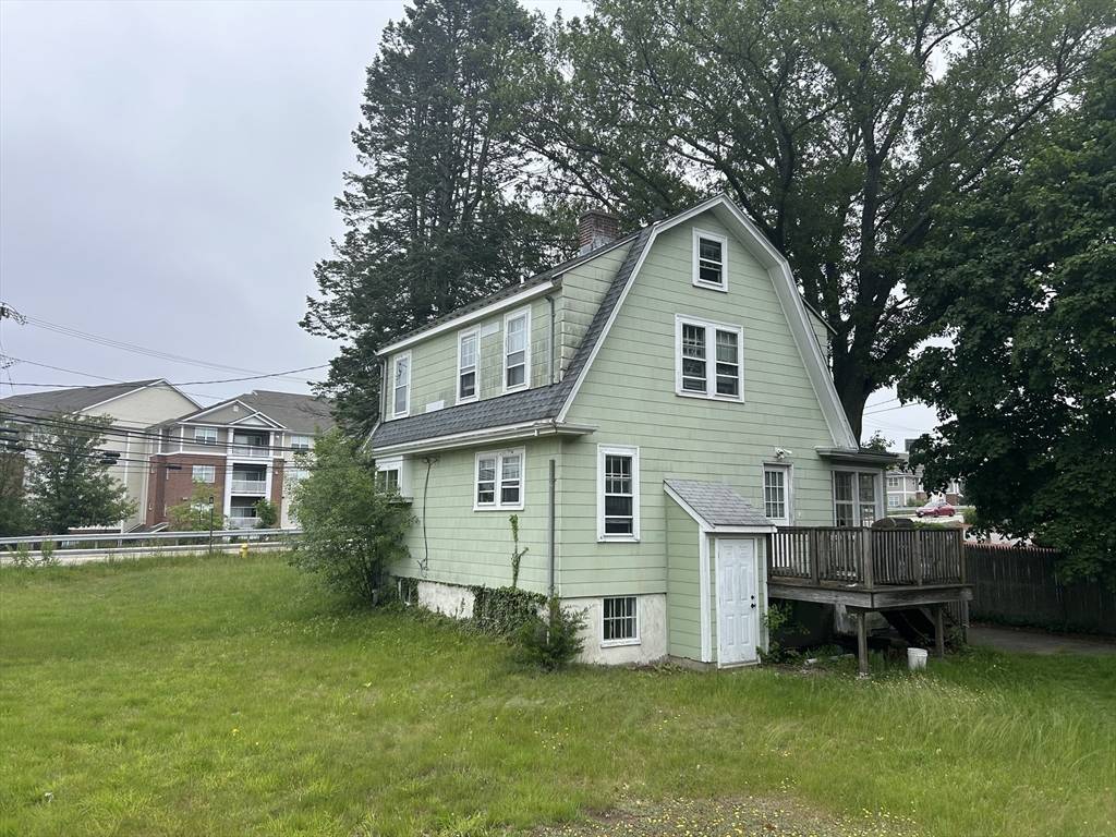 Dedham, MA 02026,227 Elm St