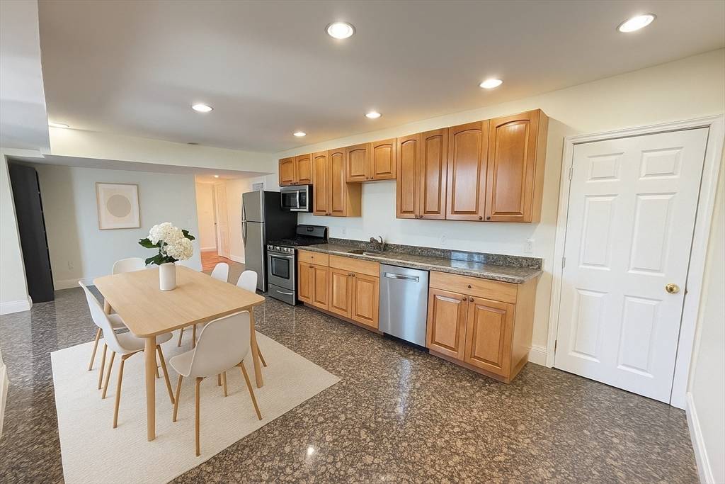 Medford, MA 02155,23 Forest St., #Front