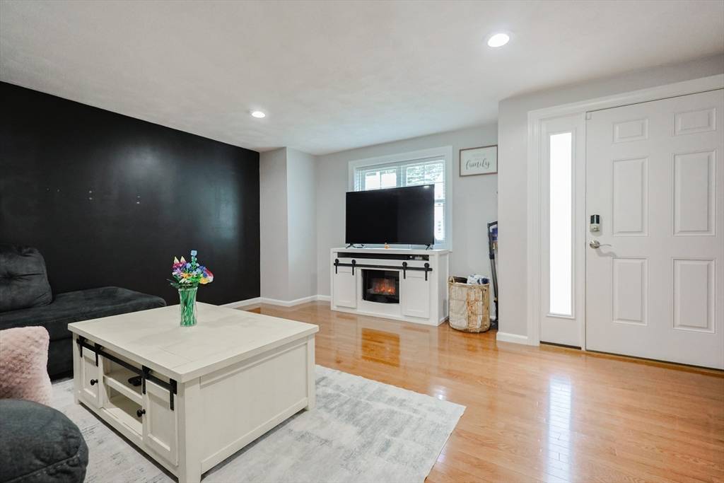 Pepperell, MA 01463,34 Lowell Rd #21