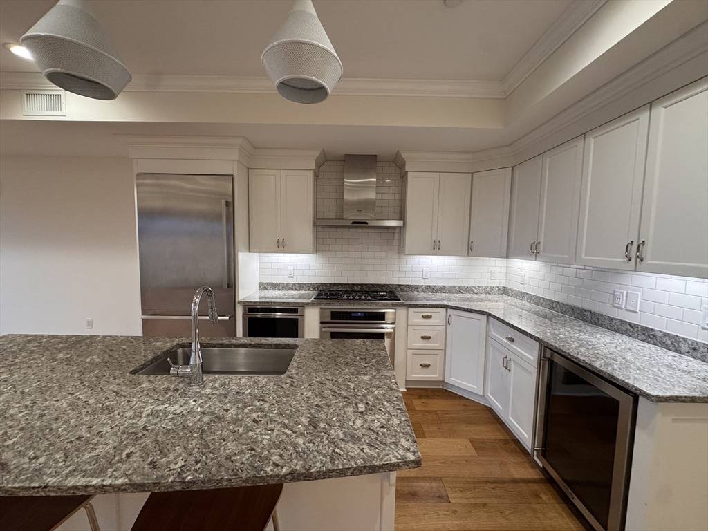 Boston, MA 02129,374-398 Bunker Hill #306