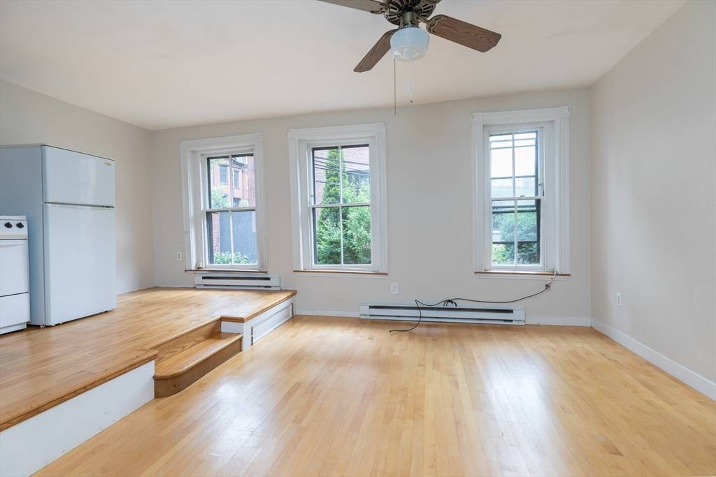 Boston, MA 02116,75 Chandler Street #2