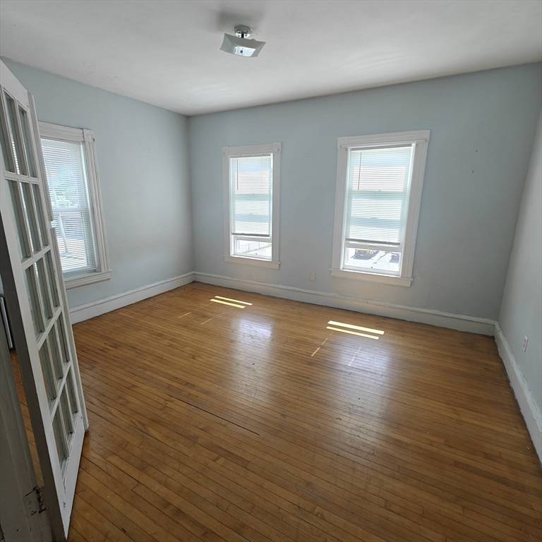 Lowell, MA 01851,425 Chelmsford St #2