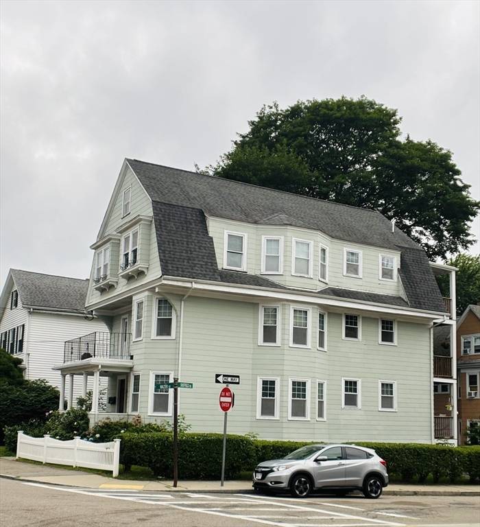 Boston, MA 02131,22 Walter St #2
