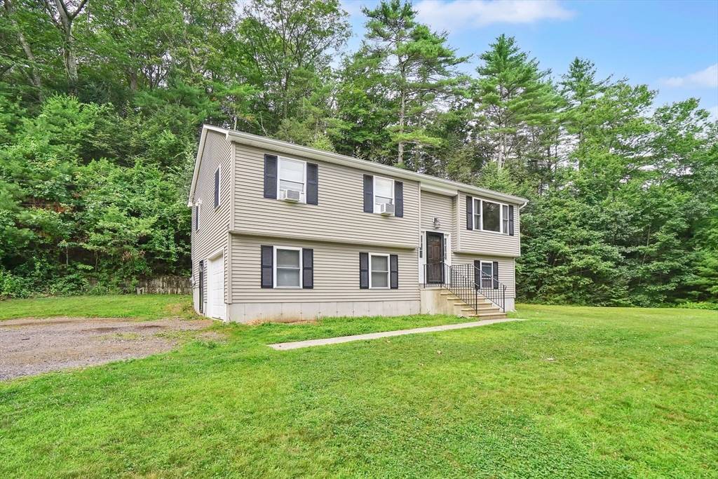 Palmer, MA 01069,163 Flynt St