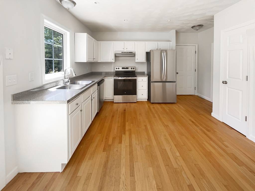 231 Lunns Way Plymouth, MA 02360