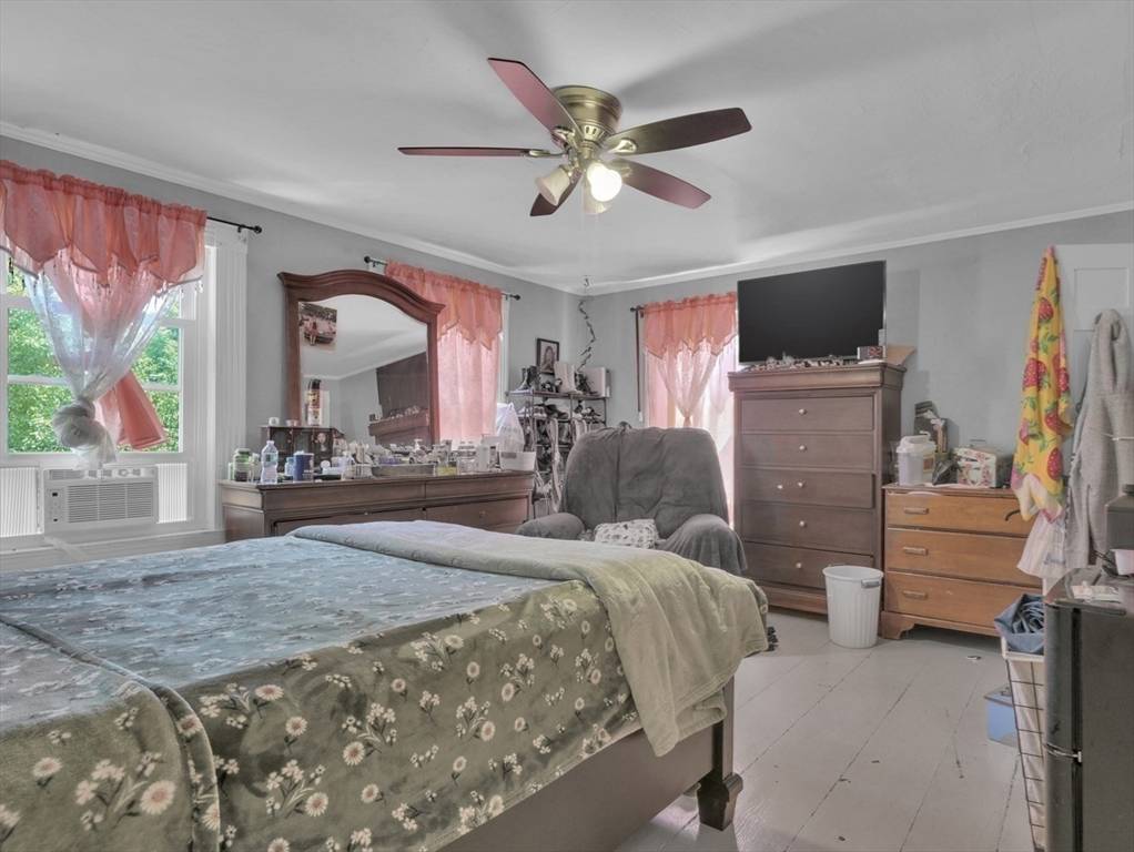 76 Union St Barre, MA 01005