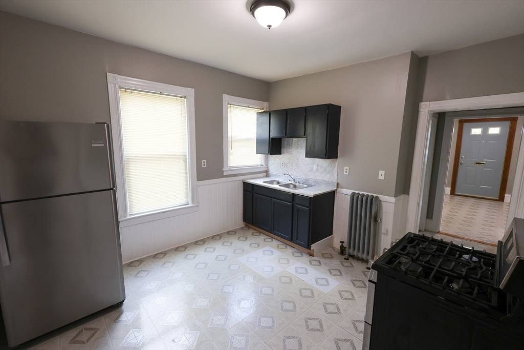Boston, MA 02124,69 Willowwood Street #1