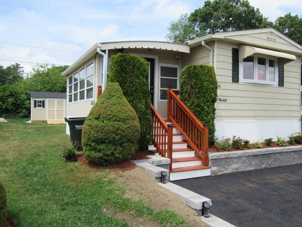 Raynham, MA 02767,46 Louie Lane