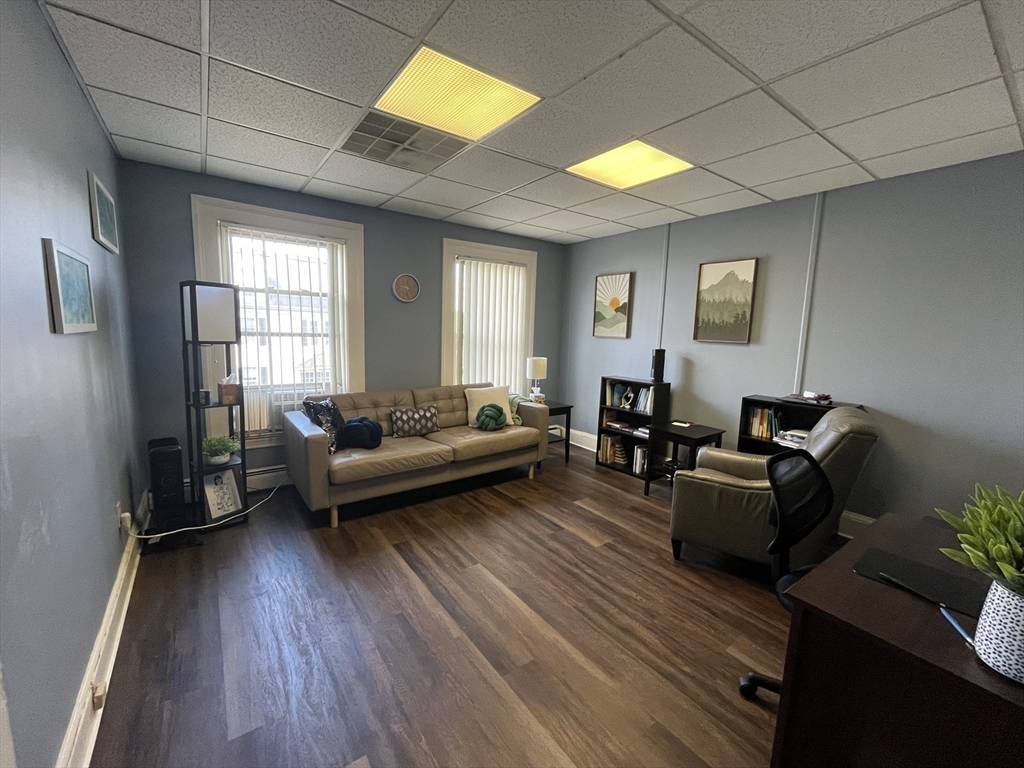 Woburn, MA 01801,7 Winn St