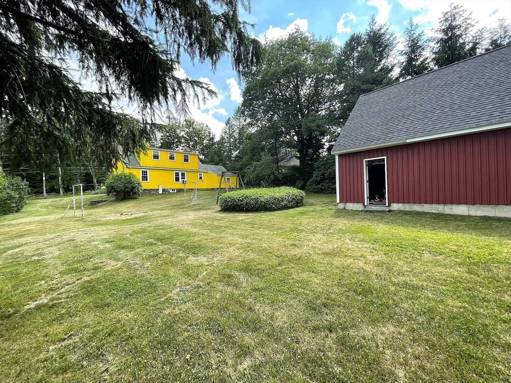 Rutland, MA 01543,13 Prescott St