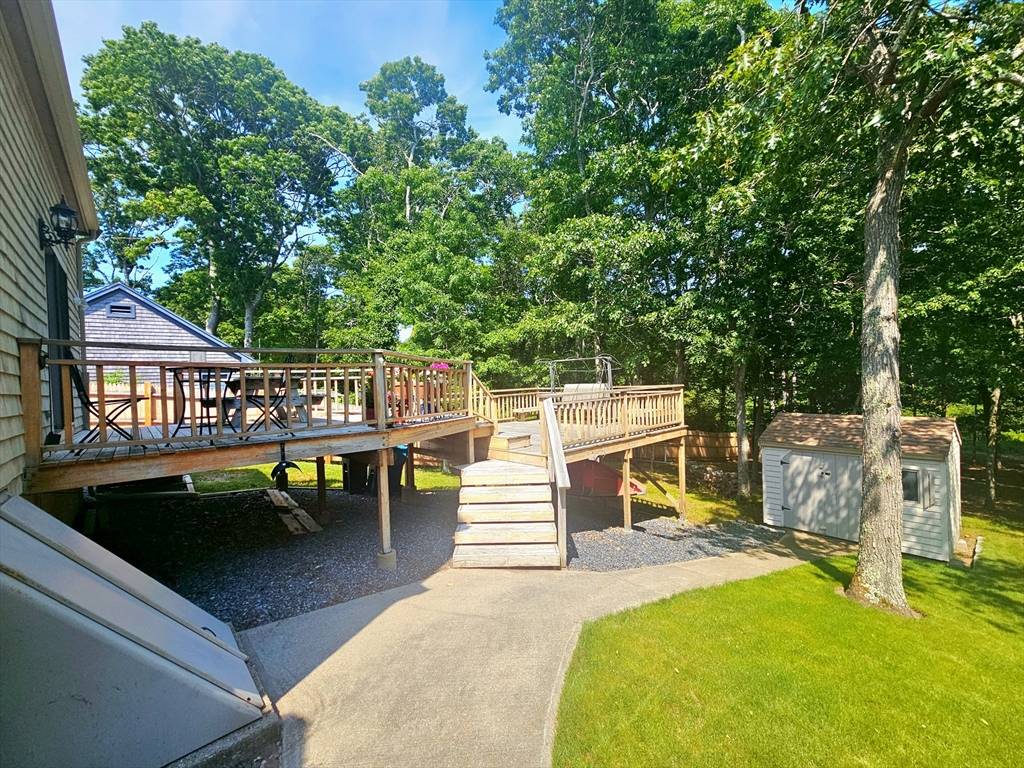 Falmouth, MA 02536,12 Tree Top Ln