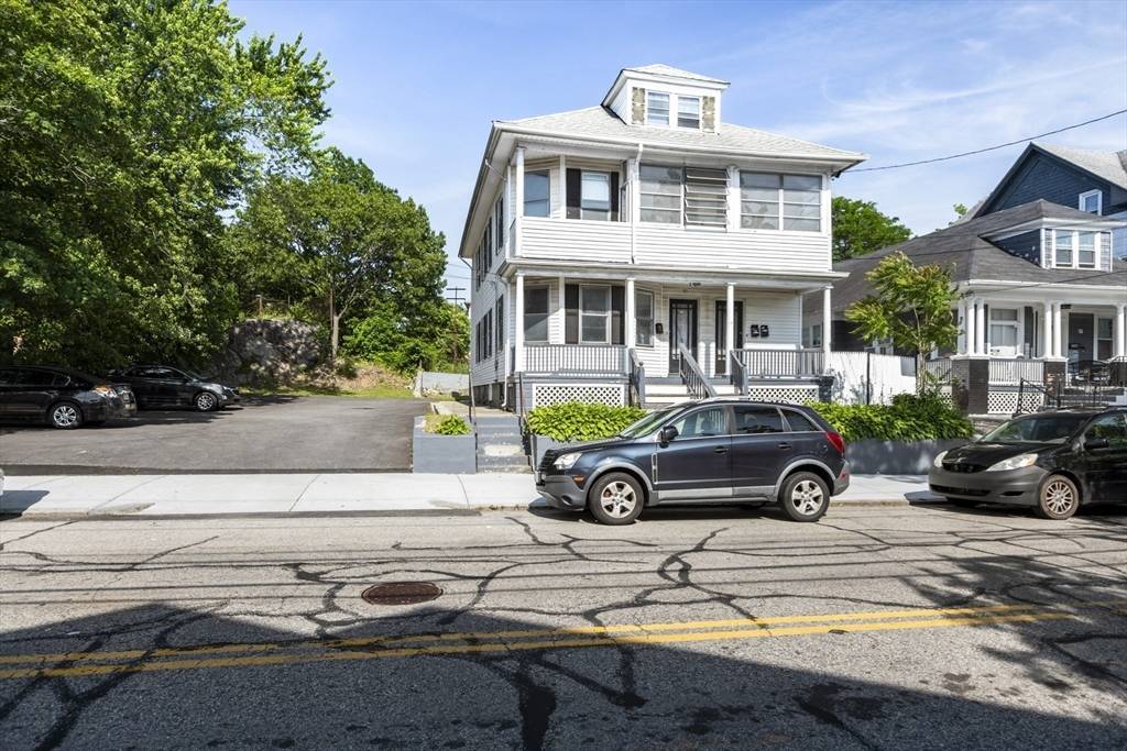 Providence, RI 02908,31 Mount Pleasant Avenue