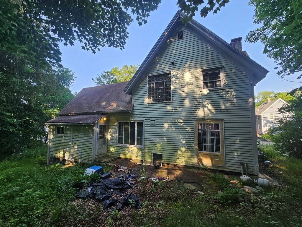 Monson, MA 01057,37 Bridge St