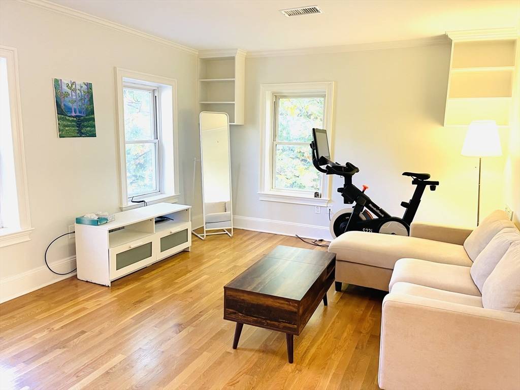 Boston, MA 02129,416 Medford St #3