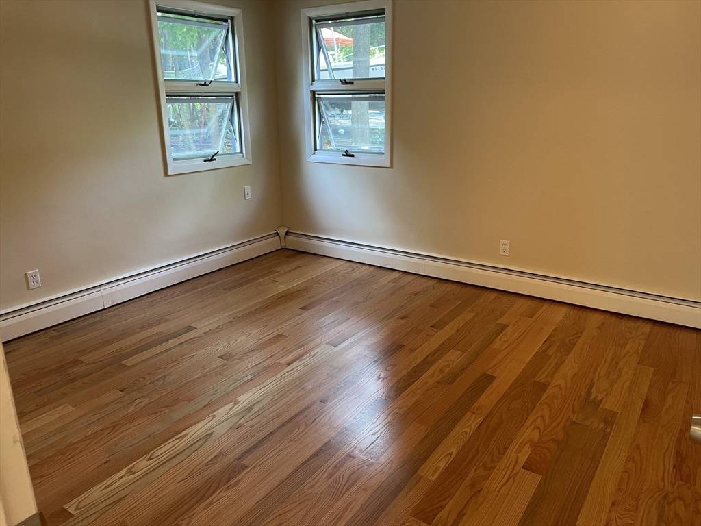 Revere, MA 02151,22 Breedens Ln