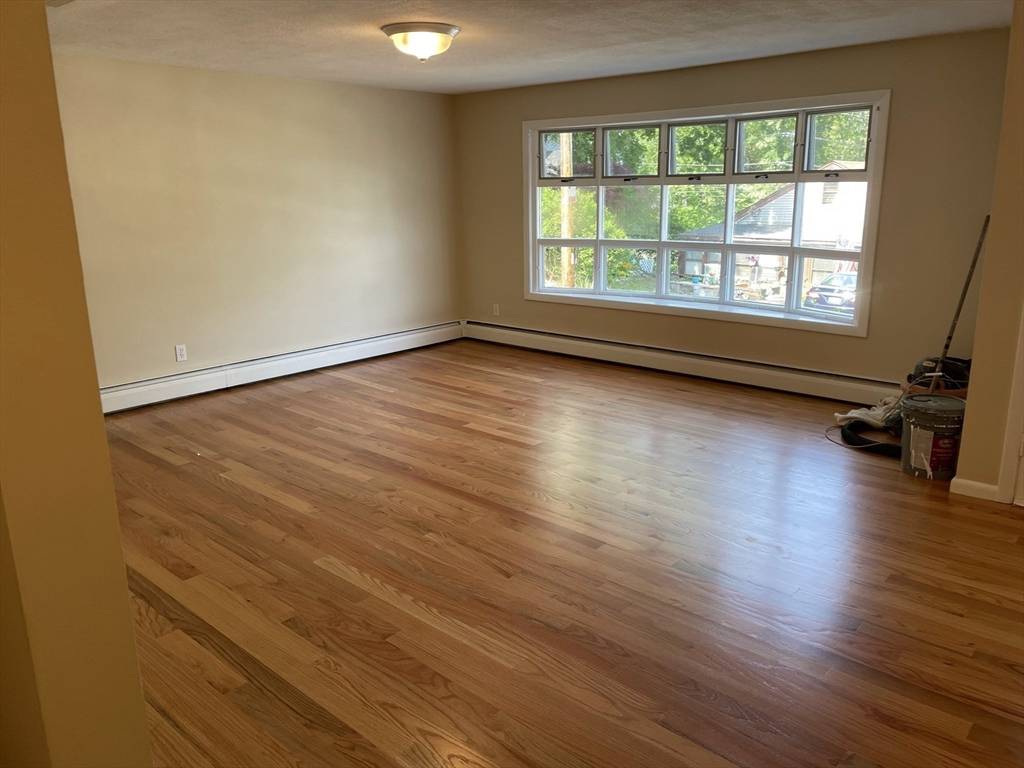 Revere, MA 02151,22 Breedens Ln